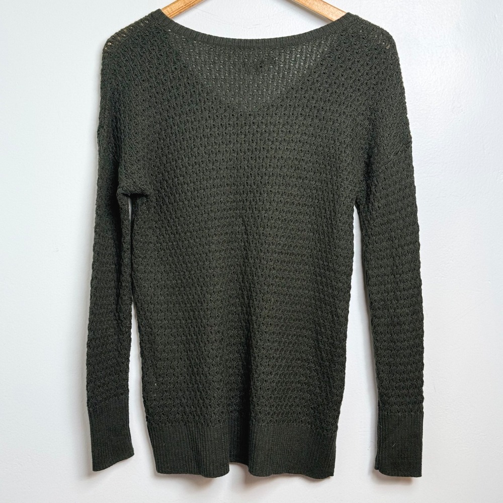 American Eagle Outfitters Olive Green Textured V Neck Long Sleeve Sweater Sz S - Picture 3 of 5